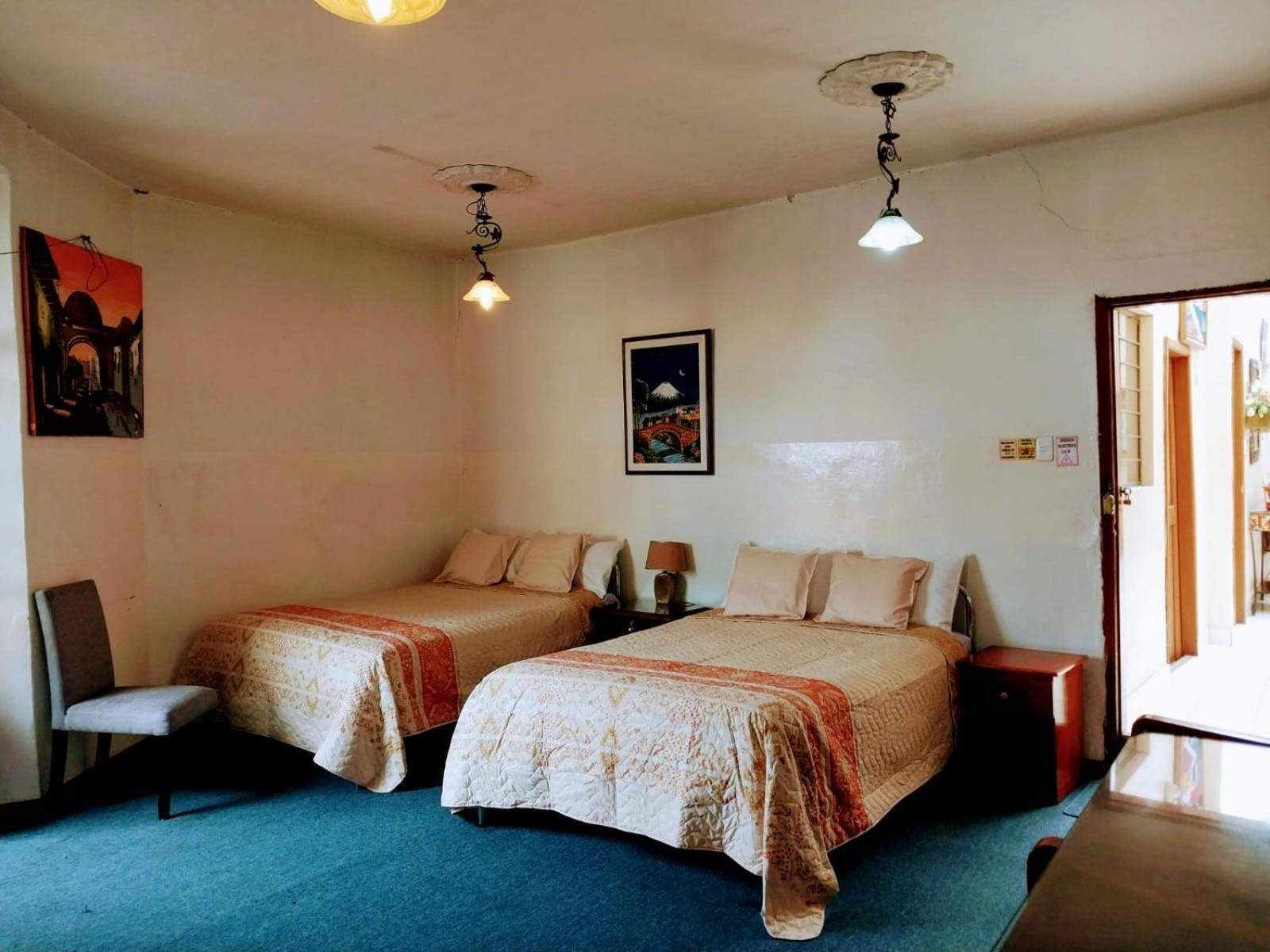 Hostal Benalcazar Quito Bagian luar foto