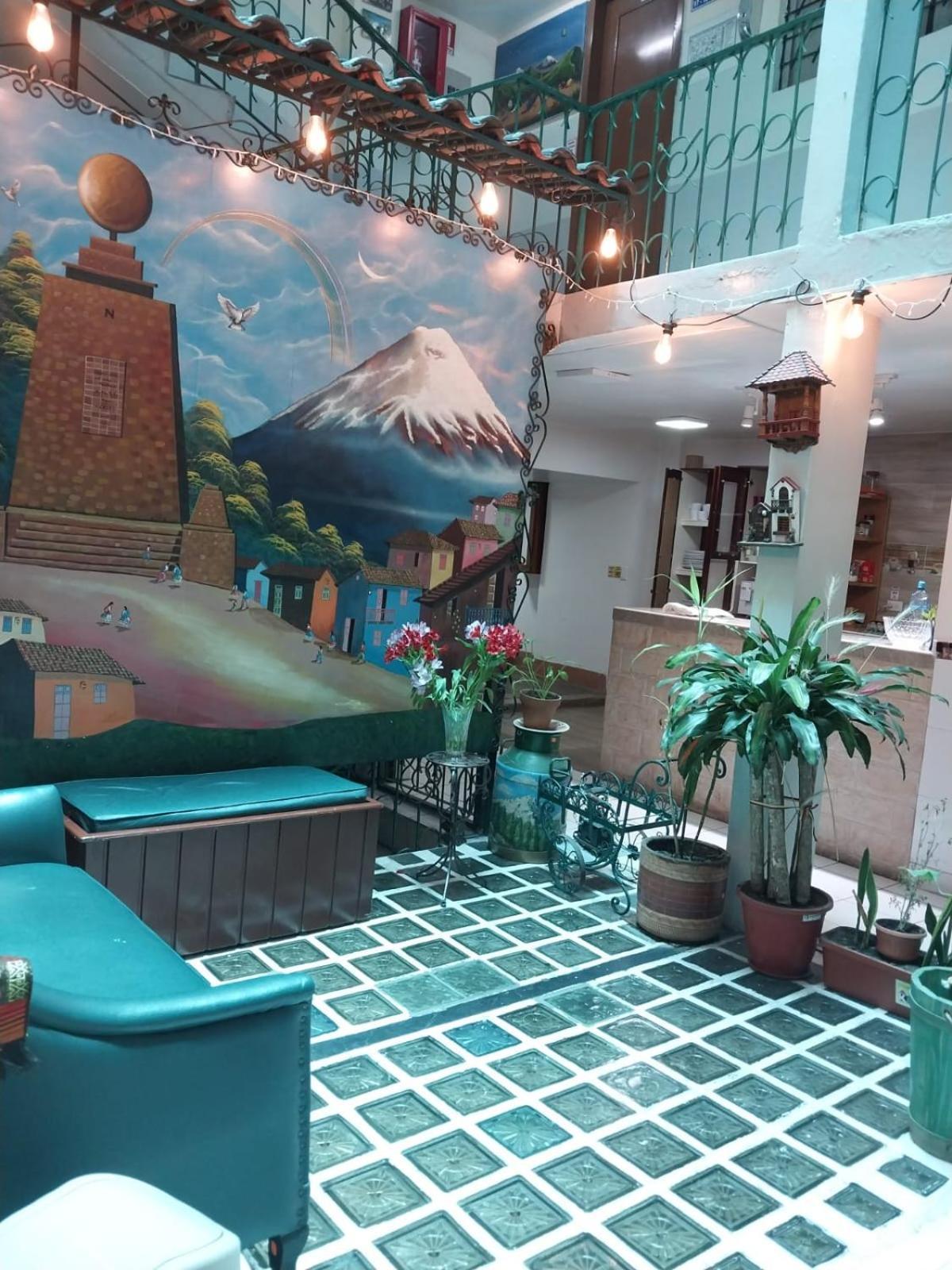 Hostal Benalcazar Quito Bagian luar foto